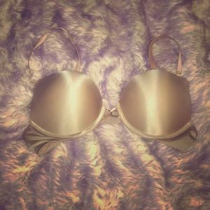 🌈✨ Victoria’s Secret Bombshell Bra 36A 💕